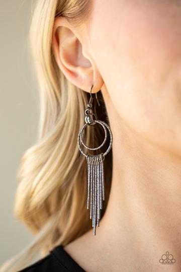 Eye-Catching Edge - Black