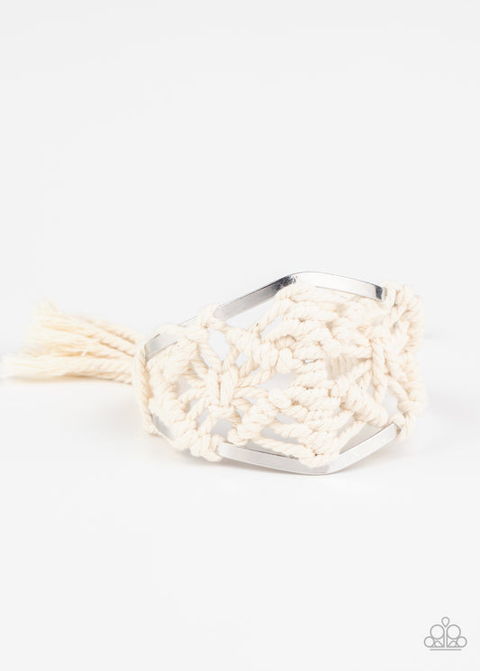 Macrame Mode - White